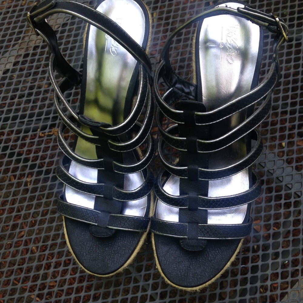 Mossimo Wedge Sandals - image 3